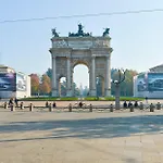 Apartmán Sempione Park Arco Della Pace - Up To 4 People - 2 Bathrooms *