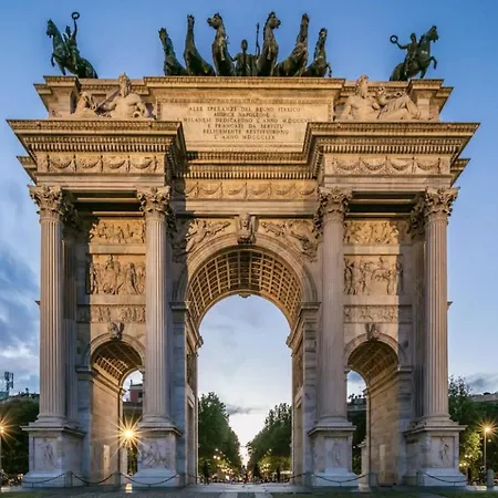 Urban Oasis Arco Della Pace - 2br&2 Bath *